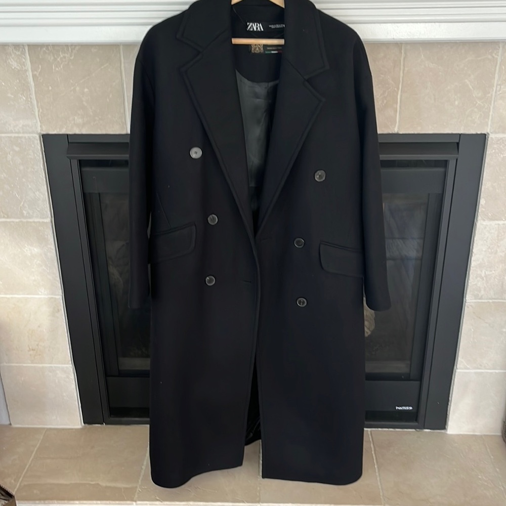 ZARA DOUBLE BREASTED BLACK COAT
